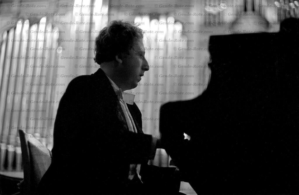 Лазарь Берман