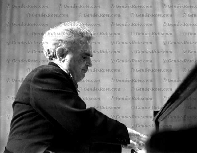 Павел Серебряков